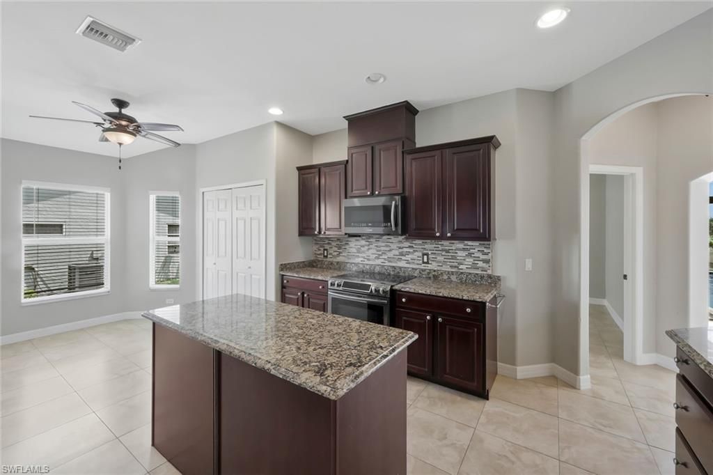 1302 SW 20th St, Cape Coral, FL 33991 Photo