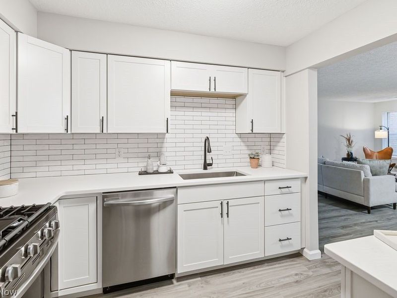 688 Brick Mill Run, Unit D1, Westlake, OH 44145 Photo 10