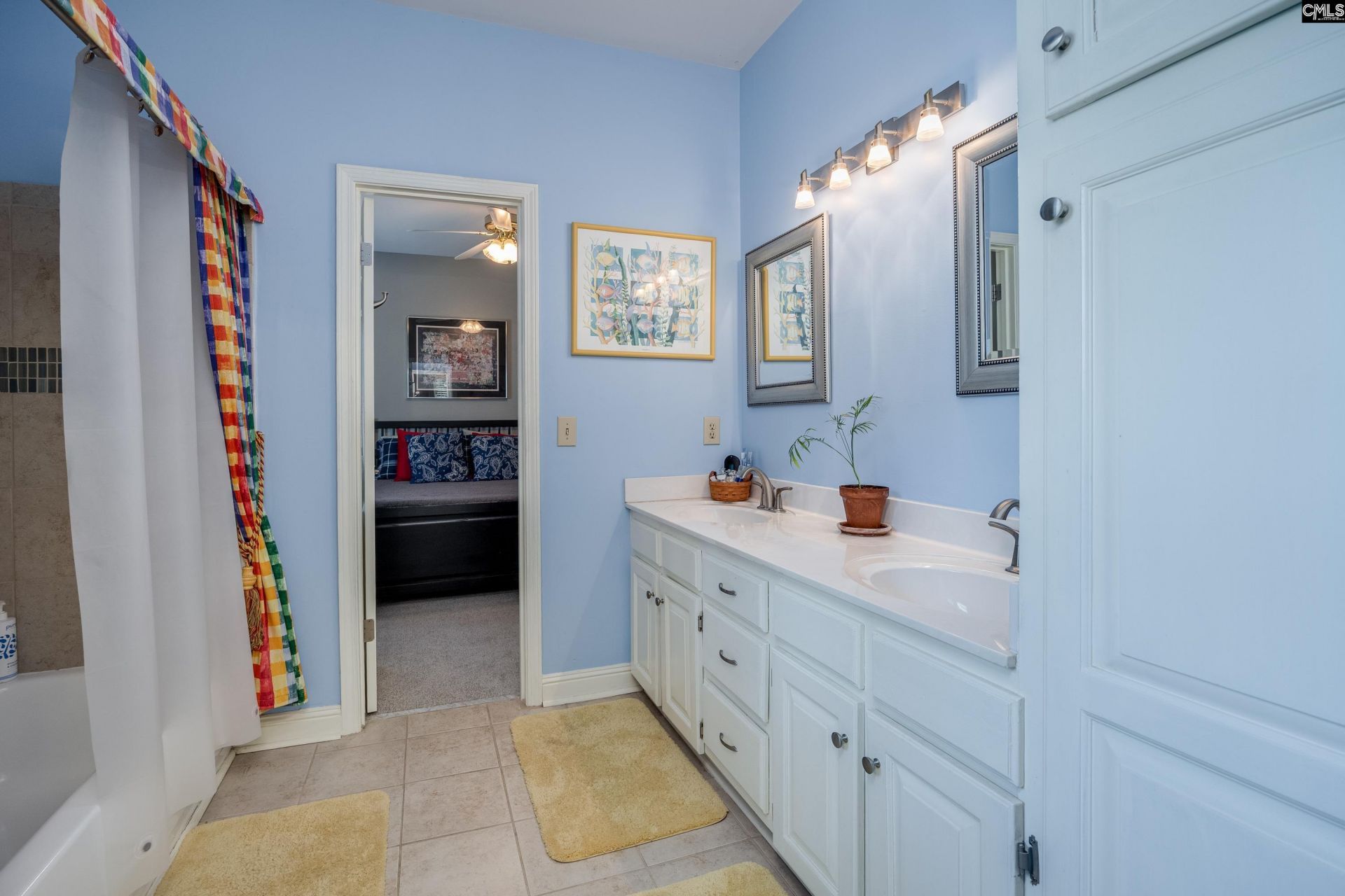 221 Bostwick Ridge Photo 38