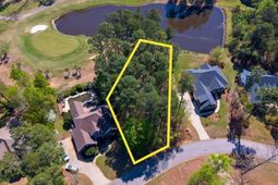 108 Oak Trace Court photo 4