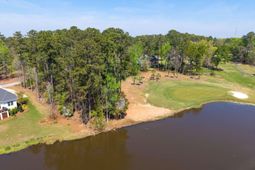 108 Oak Trace Court photo 4