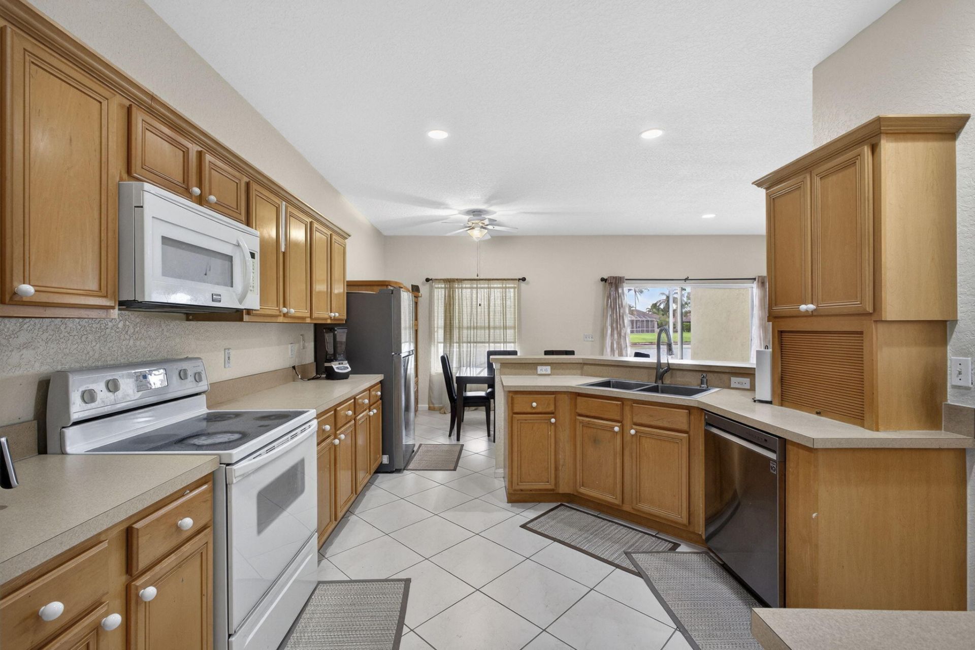 8600 Pine Cay, West Palm Beach, FL 33411 Photo