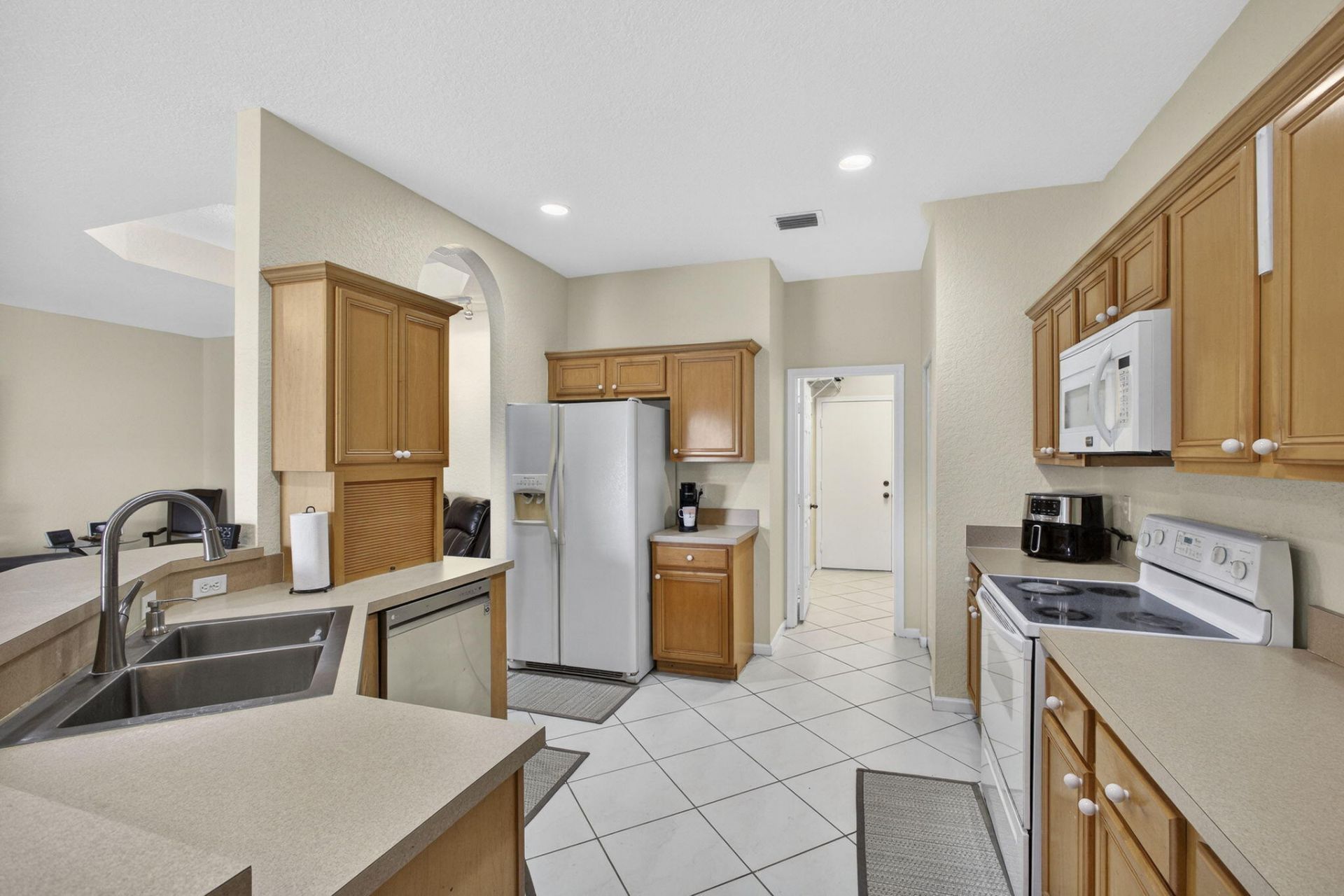 8600 Pine Cay, West Palm Beach, FL 33411 Photo