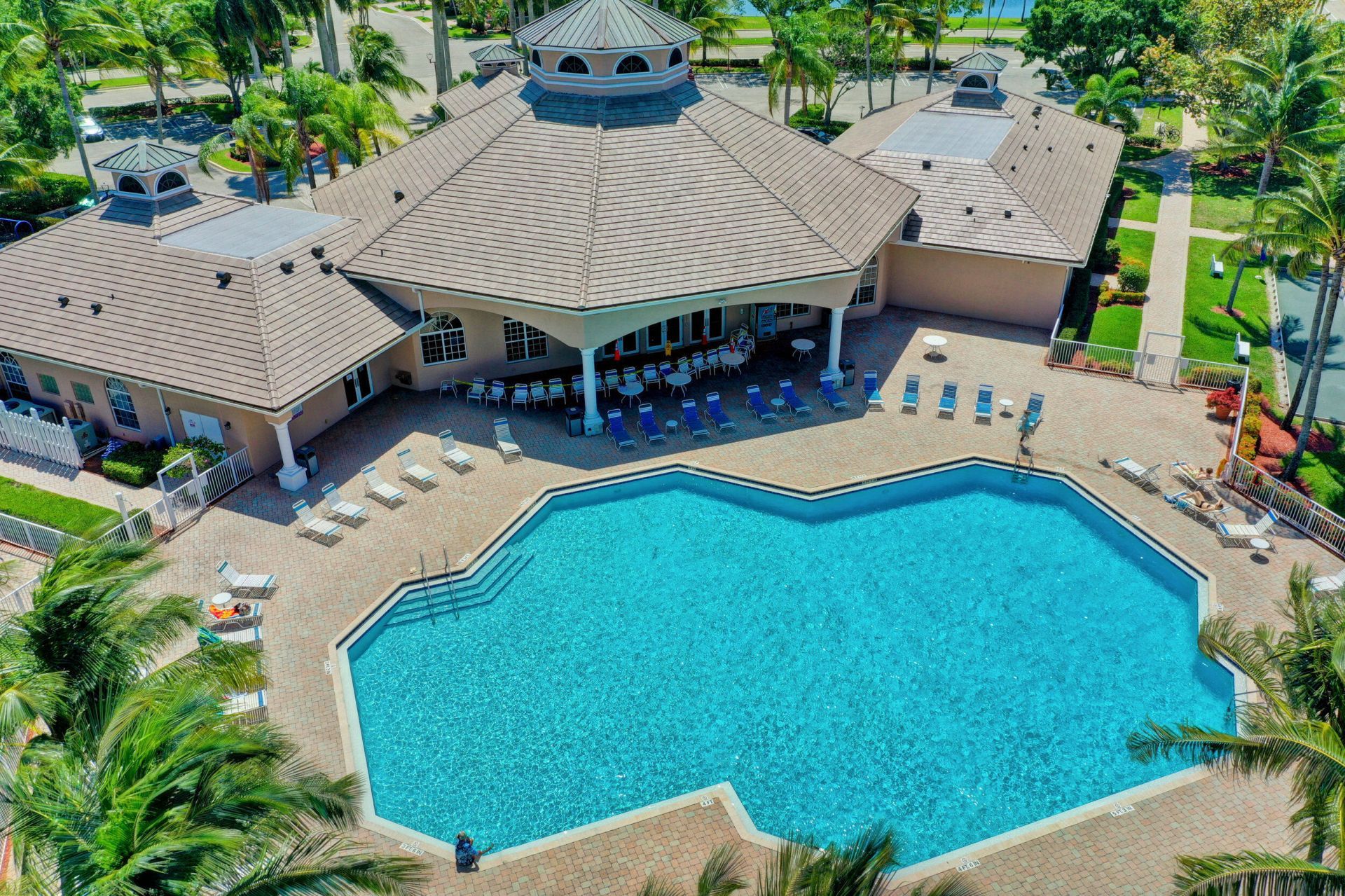 8600 Pine Cay, West Palm Beach, FL 33411 Photo