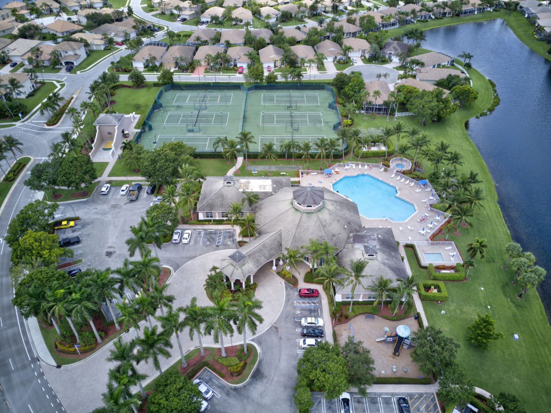 8600 Pine Cay, West Palm Beach, FL 33411 Photo