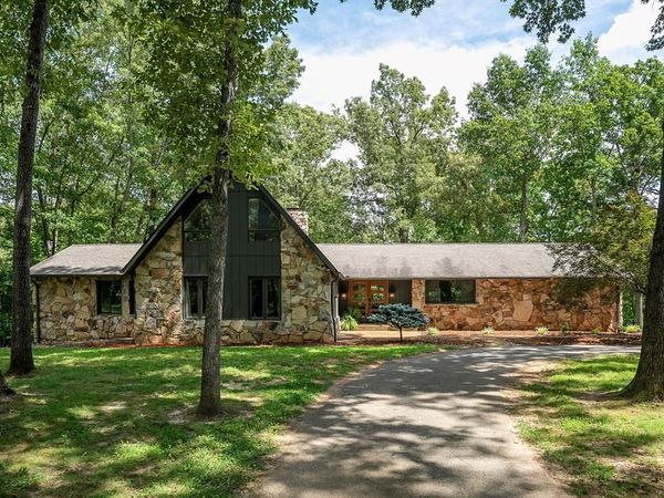 1948 Forest Circle, Cookeville, TN 38506
