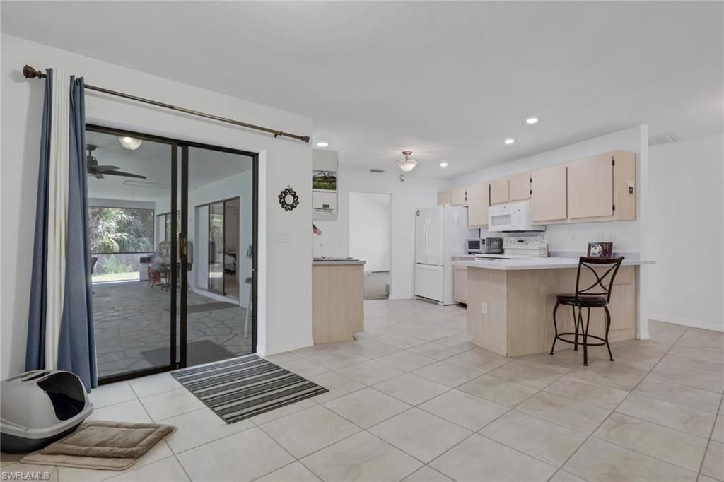 760 1st St Nw, Naples, FL 34120 Photo