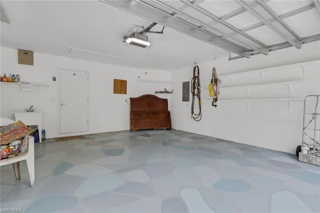 760 1st St Nw, Naples, FL 34120 Photo