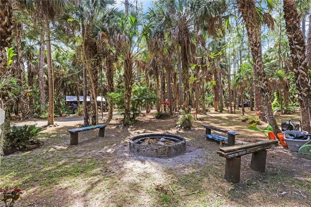 760 1st St Nw, Naples, FL 34120 Photo
