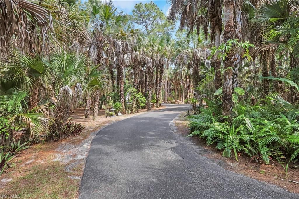 760 1st St Nw, Naples, FL 34120 Photo