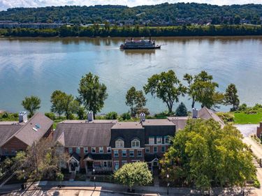 2207 Riverside Drive, Unit C4, Cincinnati, OH 45202