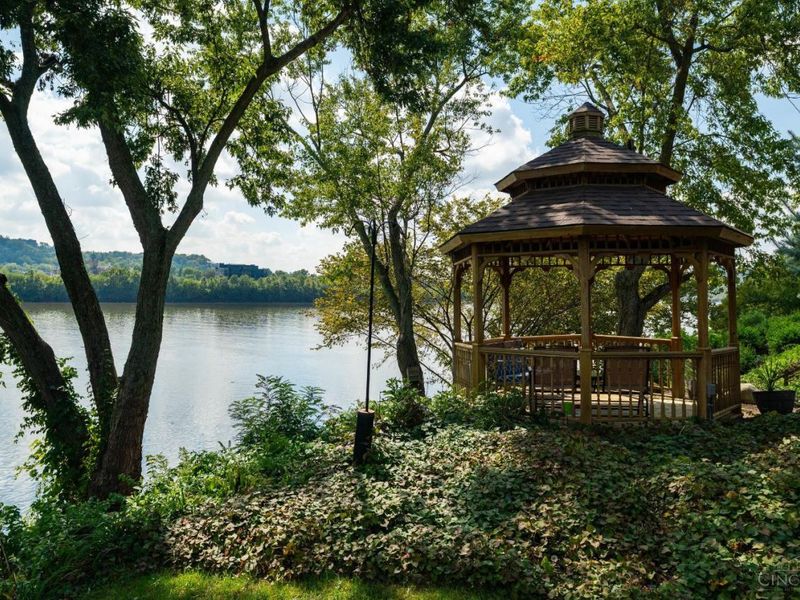 2207 Riverside Drive, Unit C4, Cincinnati, OH 45202 Photo 21