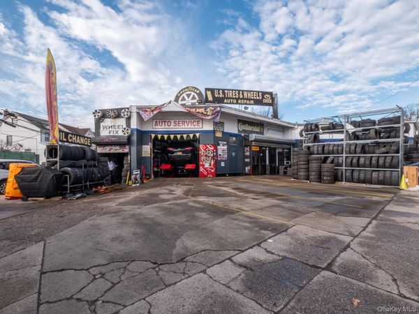 8924 Metropolitan Avenue, Rego Park, NY 11374