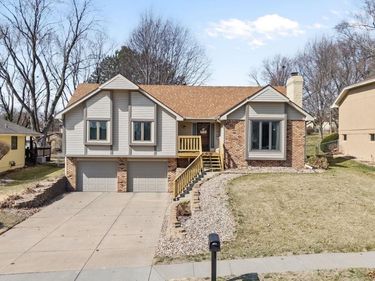 6118 S 91st Avenue, Ralston, NE 68127