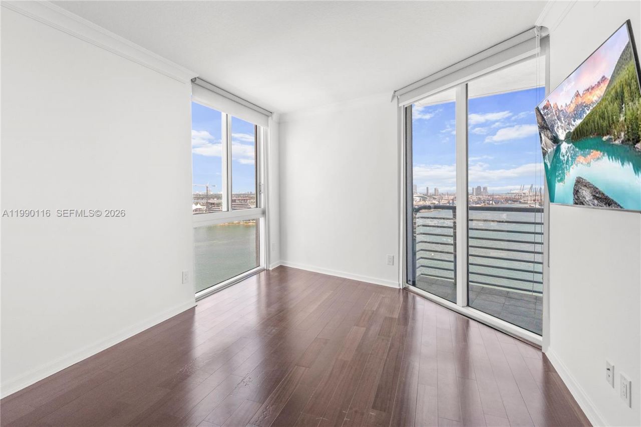 335 S Biscayne Blvd, Unit 2512, Miami, FL 33131 Photo