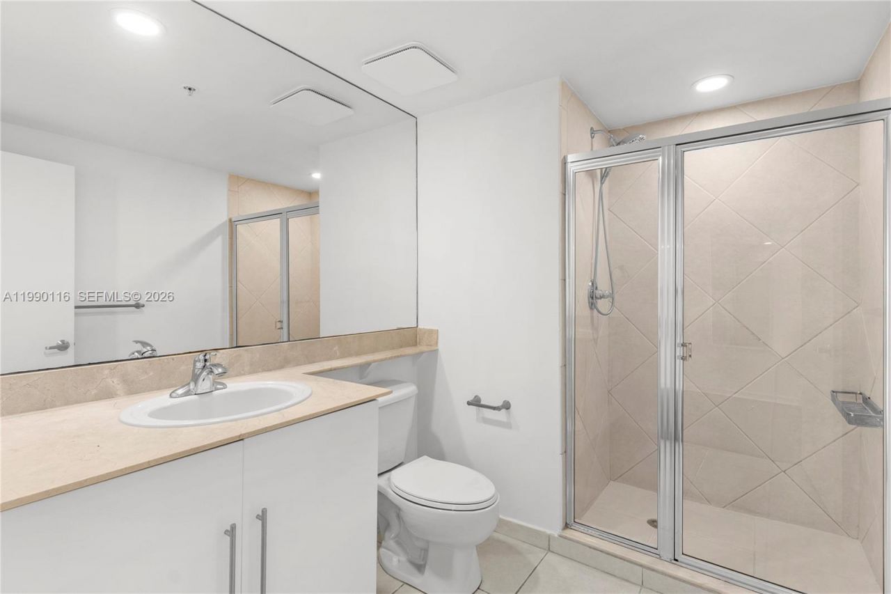 335 S Biscayne Blvd, Unit 2512, Miami, FL 33131 Photo