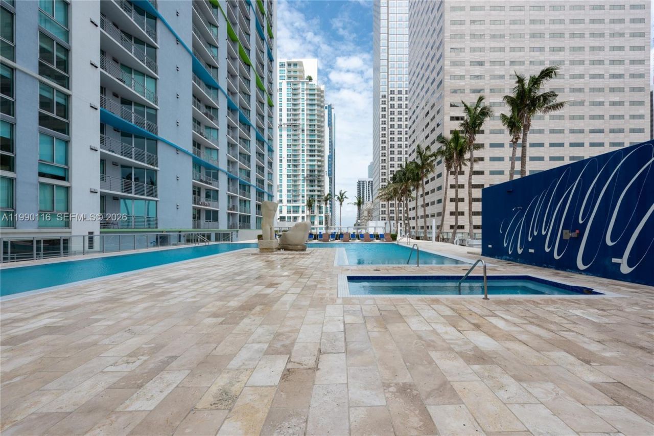 335 S Biscayne Blvd , Unit 2512, Miami, FL 33131 Photo