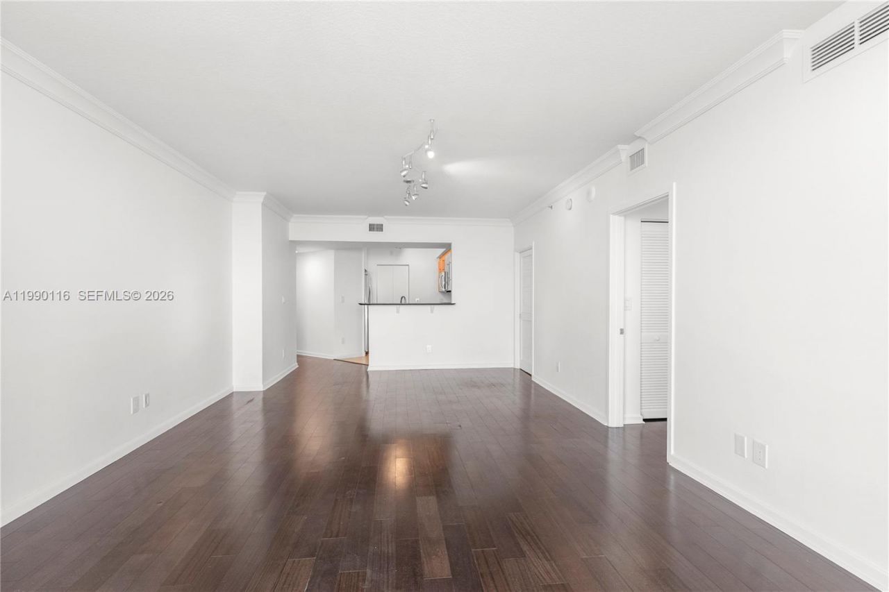 335 S Biscayne Blvd, Unit 2512, Miami, FL 33131 Photo