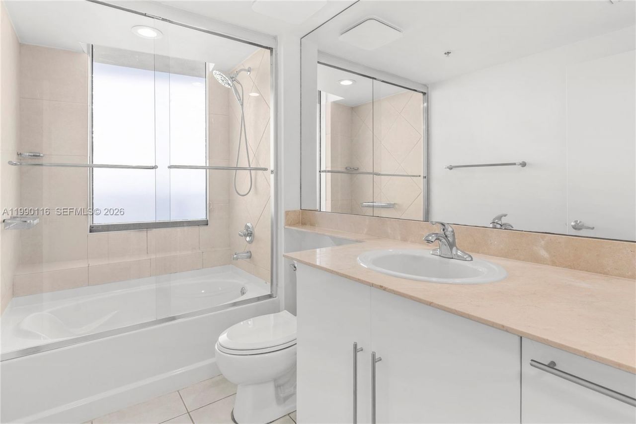 335 S Biscayne Blvd, Unit 2512, Miami, FL 33131 Photo