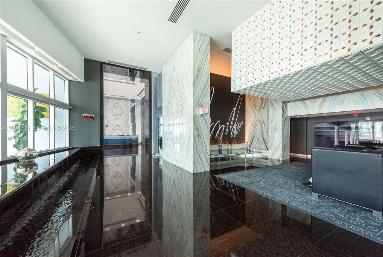 335 S Biscayne Blvd , Unit 2512, Miami, FL 33131 Photo