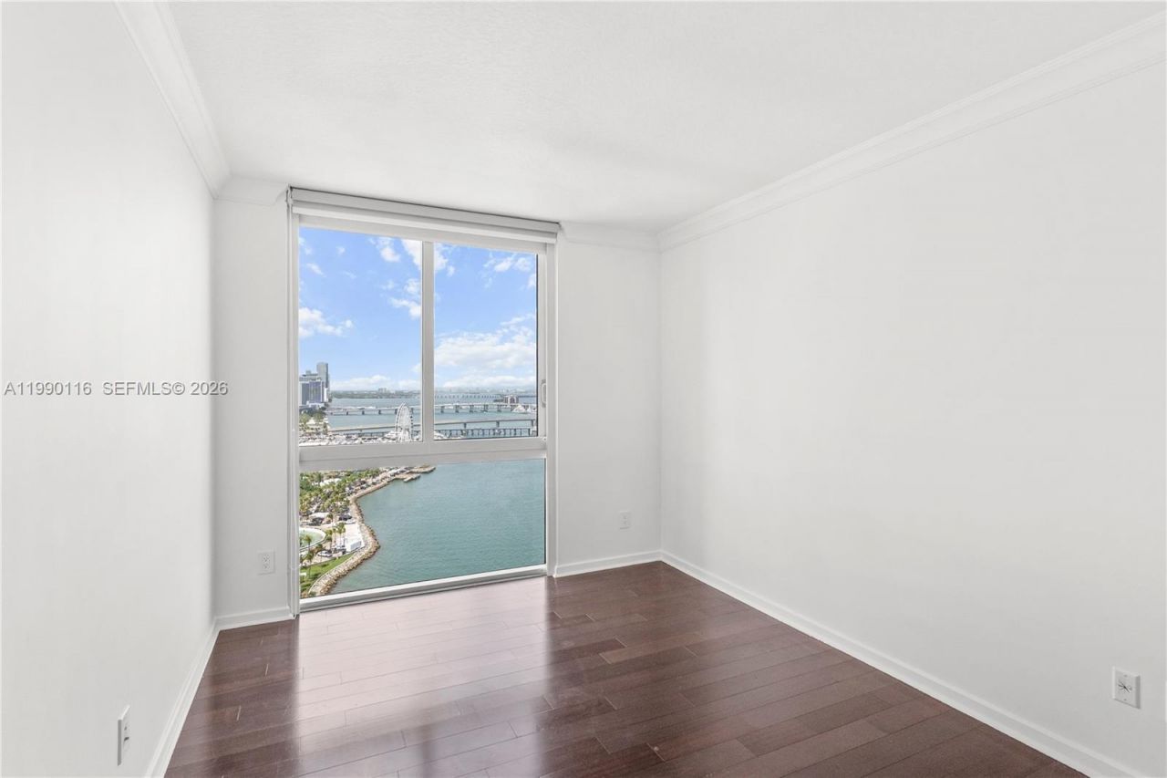 335 S Biscayne Blvd, Unit 2512, Miami, FL 33131 Photo