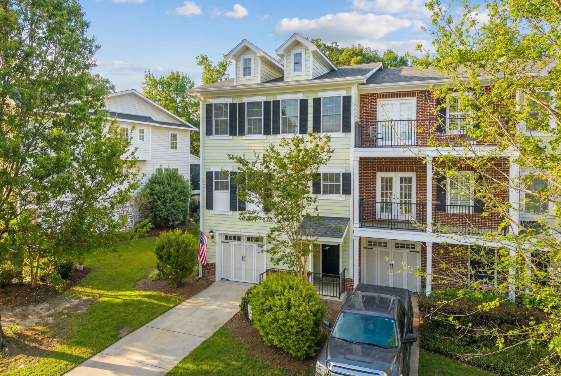 241 Etiwan Pointe Drive Photo 2