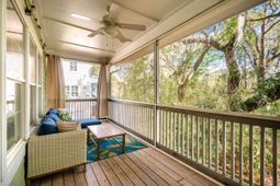 241 Etiwan Pointe Drive photo 4