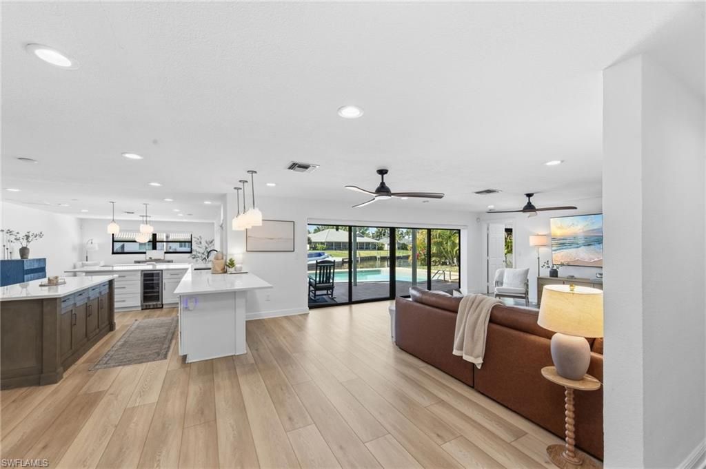 28 George Town, Fort Myers, FL 33919 Photo