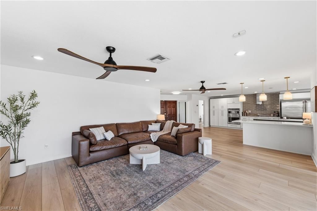 28 George Town, Fort Myers, FL 33919 Photo