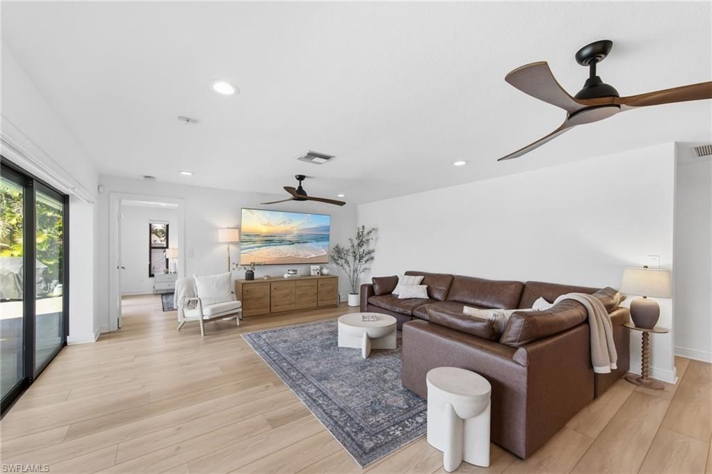 28 George Town, Fort Myers, FL 33919 Photo