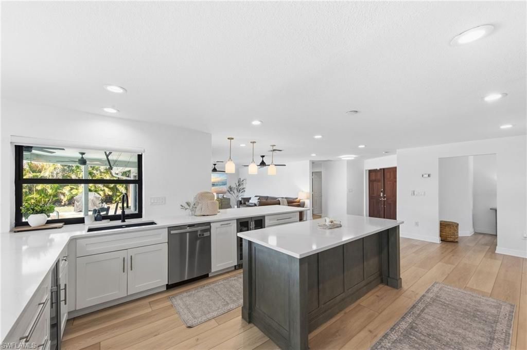 28 George Town, Fort Myers, FL 33919 Photo