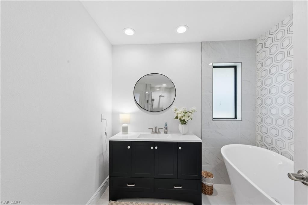 28 George Town, Fort Myers, FL 33919 Photo