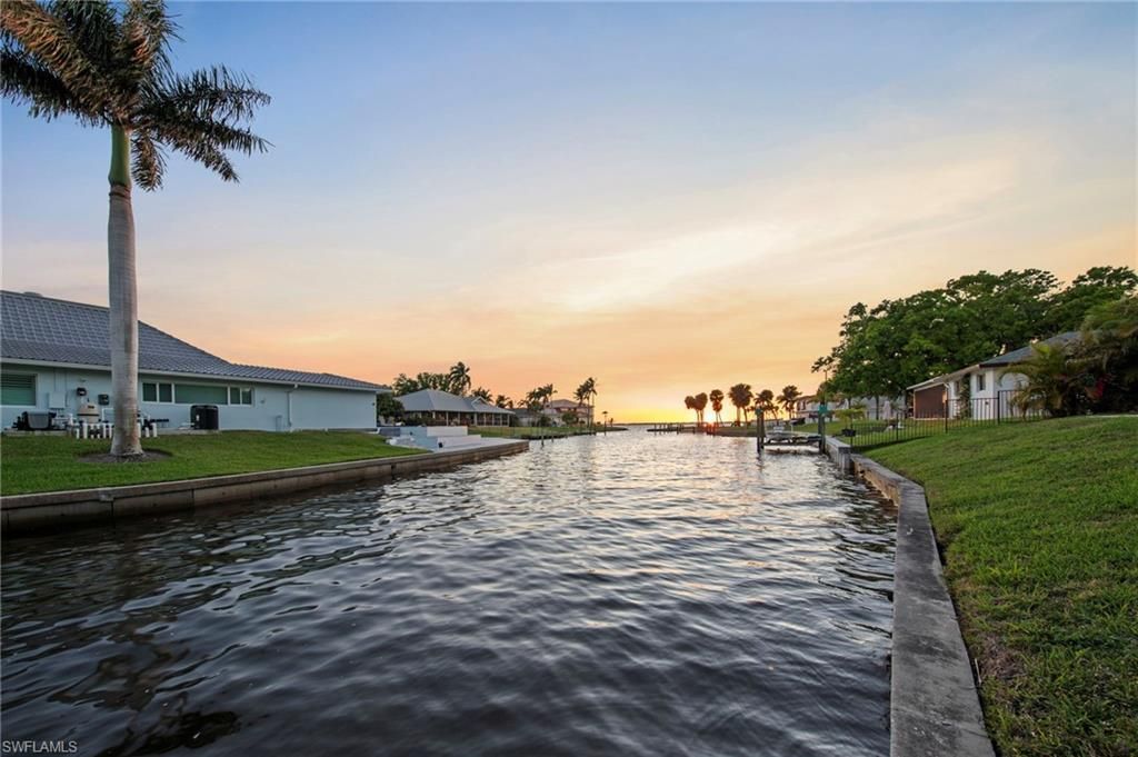 28 George Town, Fort Myers, FL 33919 Photo