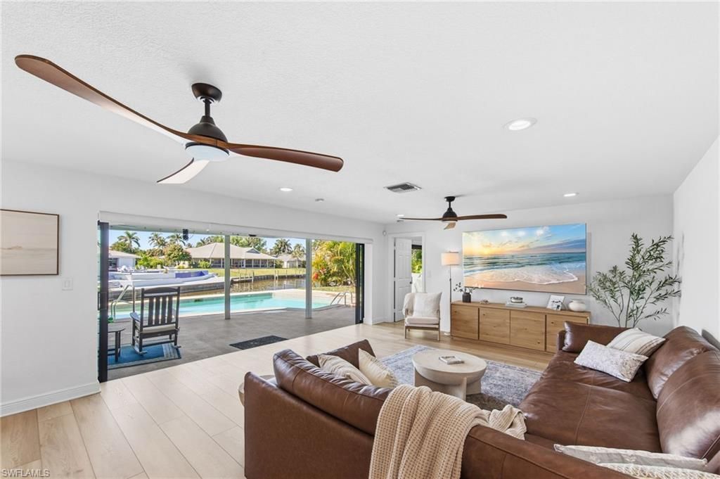 28 George Town, Fort Myers, FL 33919 Photo