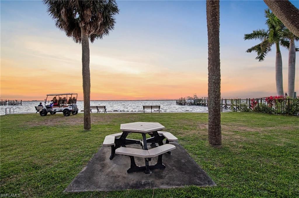 28 George Town, Fort Myers, FL 33919 Photo