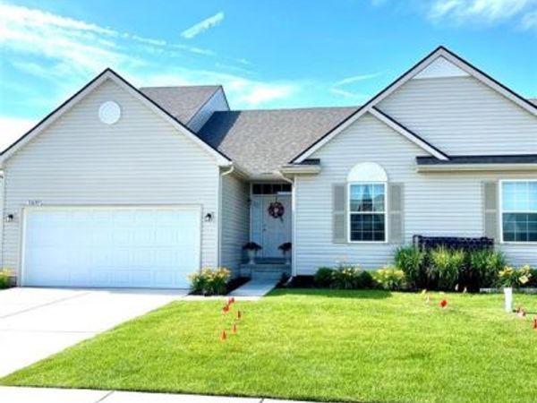 31695 Augusta Drive, Romulus, MI 48174