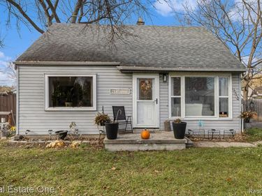 20230 Empire Street, Taylor, MI 48180