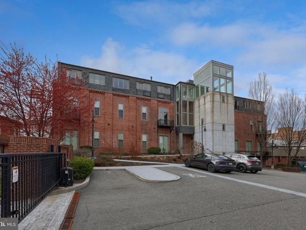 336 E N CHRISTIAN STREET, LANCASTER, PA 17602