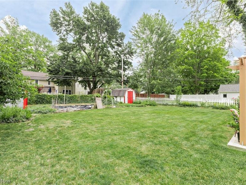 8279 Westmoor Road, Mentor, OH 44060 Photo 6