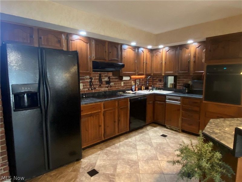 68499 Greenwood Street, Saint Clairsville, OH 43950 Photo 3