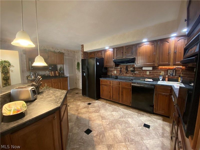 68499 Greenwood Street, Saint Clairsville, OH 43950 Photo 4