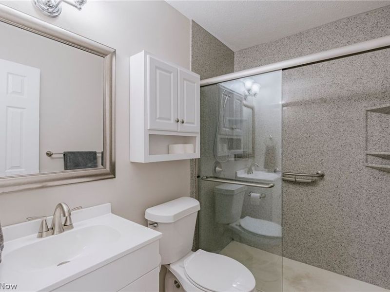 1680 Cedarwood Drive, Unit 343, Westlake, OH 44145 Photo 16