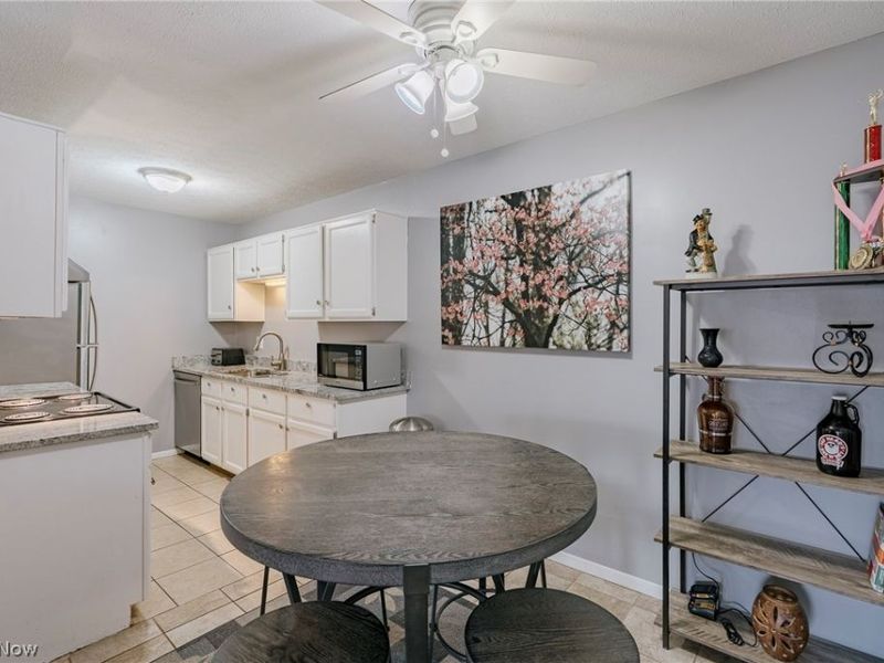 1680 Cedarwood Drive, Unit 343, Westlake, OH 44145 Photo 6