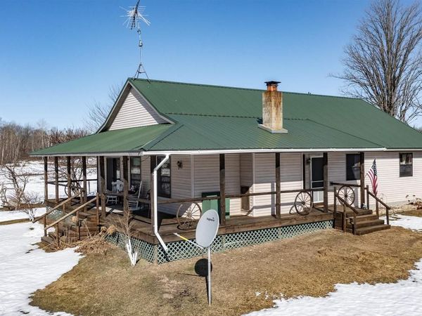 167483 BAILEY LANE, Hatley, WI 54440