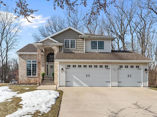 2732 INDEPENDENCE COURT, Appleton, WI 54914