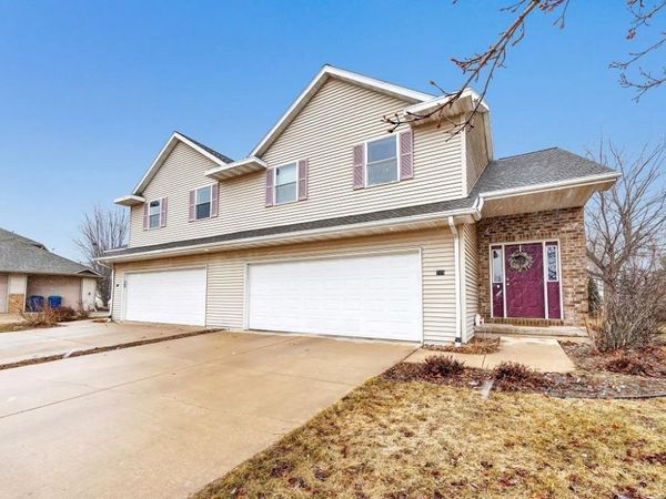 715 EDGE POINT COURT, Unit 2, De Pere, WI 54115