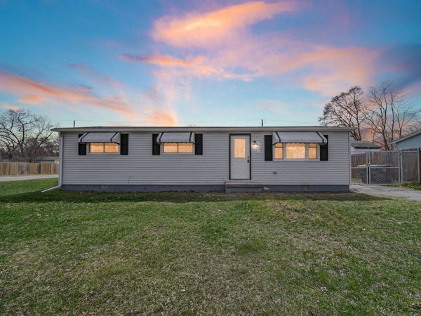 93 Lincoln Avenue, Hobart, IN 46342