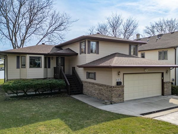 227 Lake Summerset Road, LAKE SUMMERSET, IL 61019