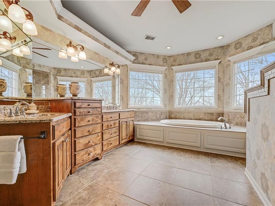 Property Image 42