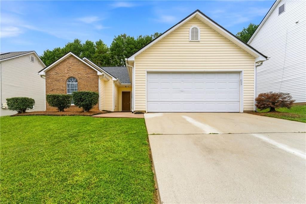 8244 Wynfield Drive, Jonesboro, GA 30238 Main Photo